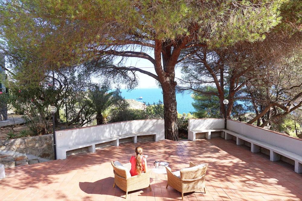Hotel Arenella Giglio Porto Eksteriør bilde