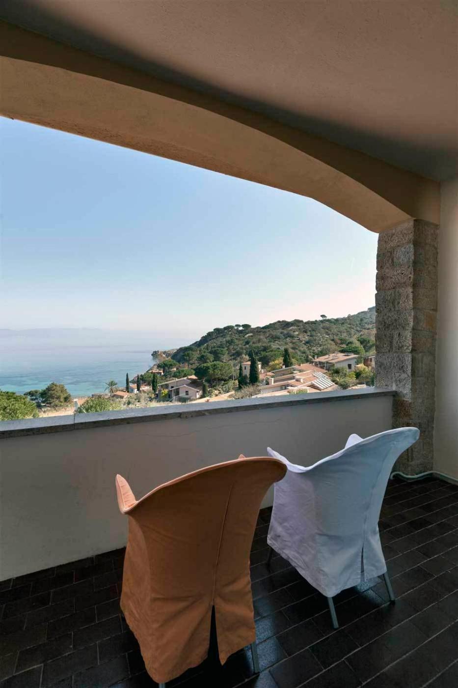 Hotel Arenella Giglio Porto Eksteriør bilde