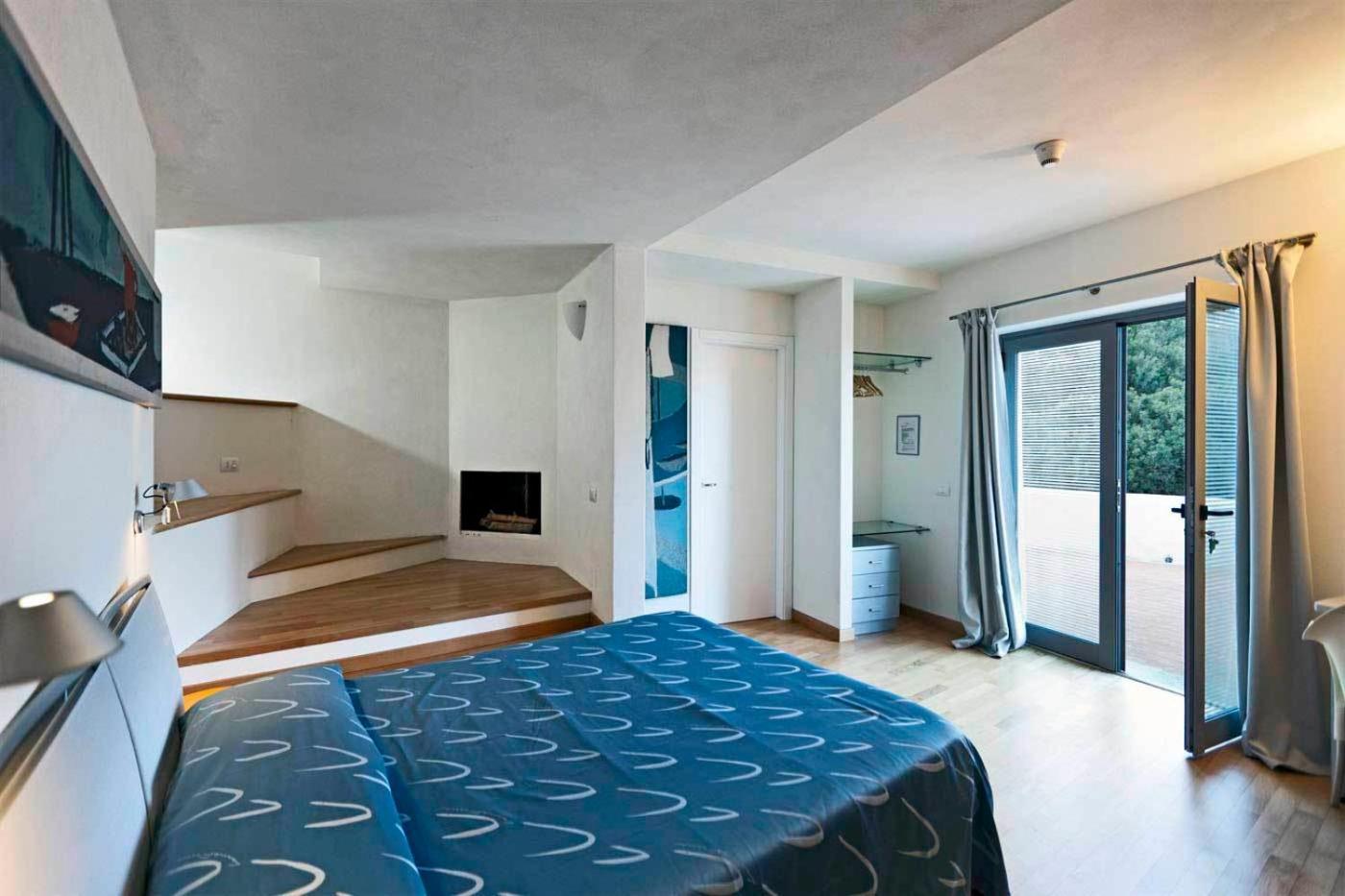 Hotel Arenella Giglio Porto Eksteriør bilde