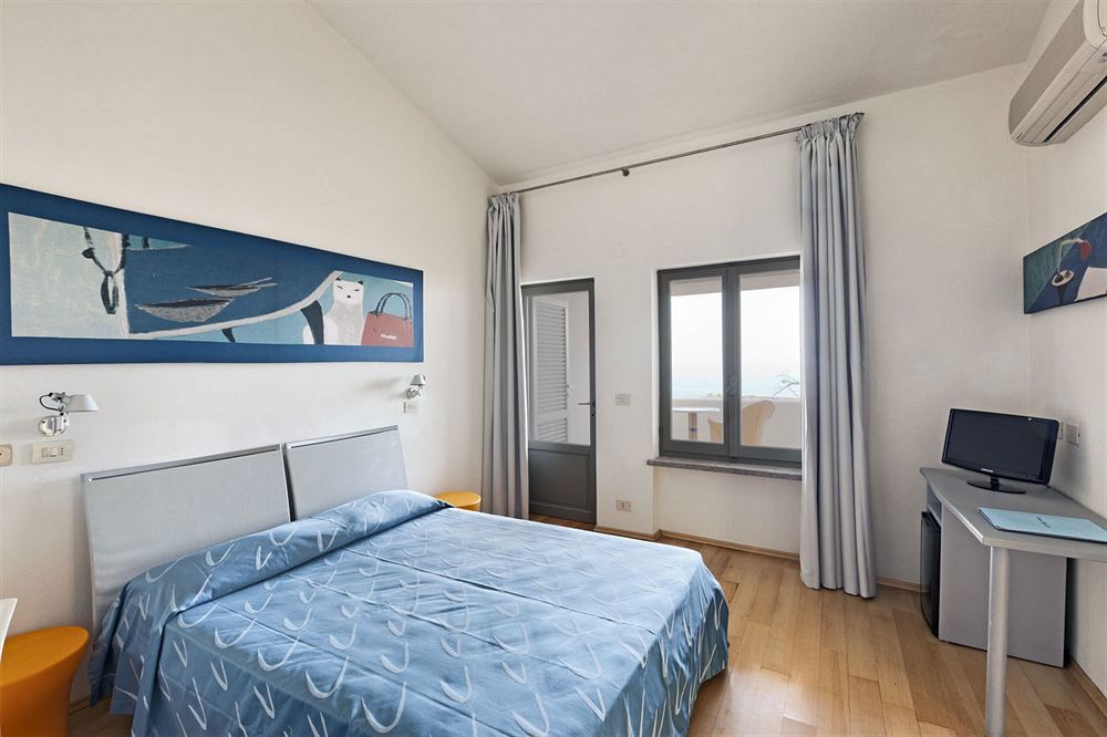 Hotel Arenella Giglio Porto Eksteriør bilde